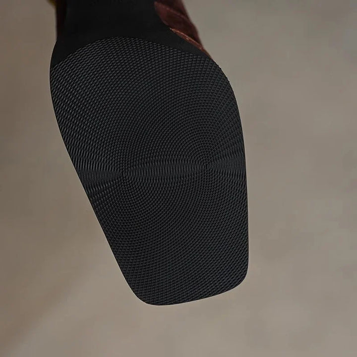 Tacones de Elegancia Terrosa