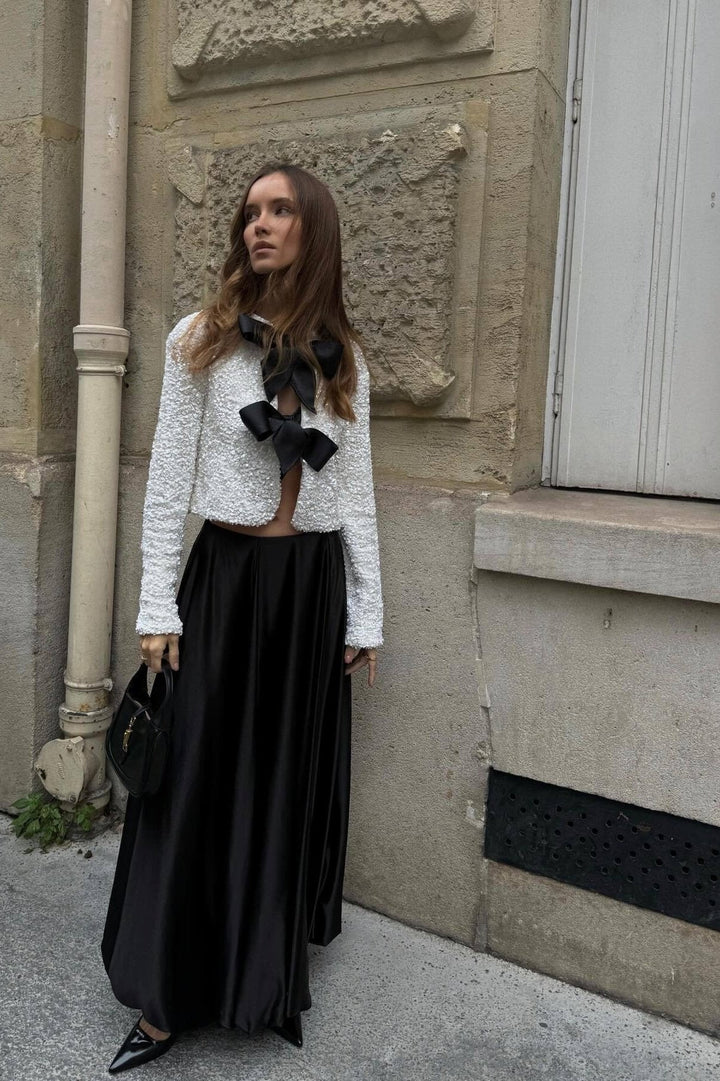 Noria™ | Blusa moderna y chic con acentos de lazo