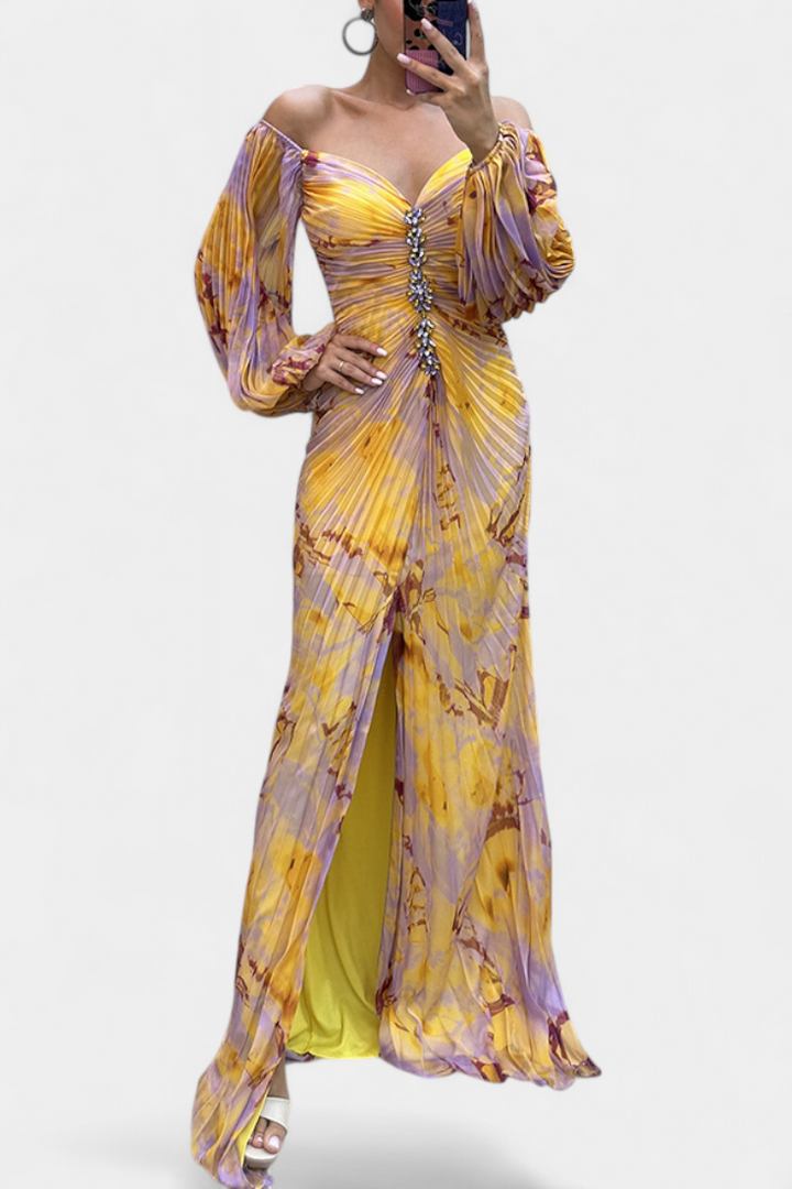 Quintessa Vestido Maxi Plisado con Mangas Largas y Estampado Vibrante
