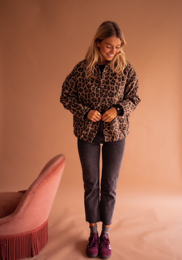 Charlene – Chaqueta de Leopardo a la Moda