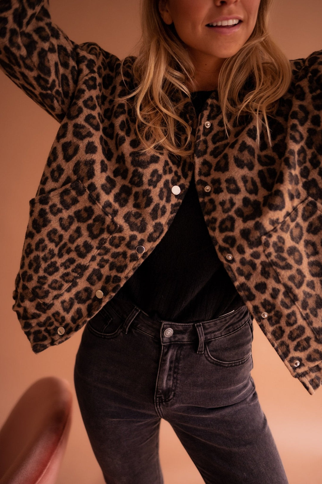 Charlene – Chaqueta de Leopardo a la Moda