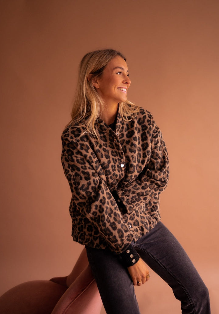 Charlene – Chaqueta de Leopardo a la Moda